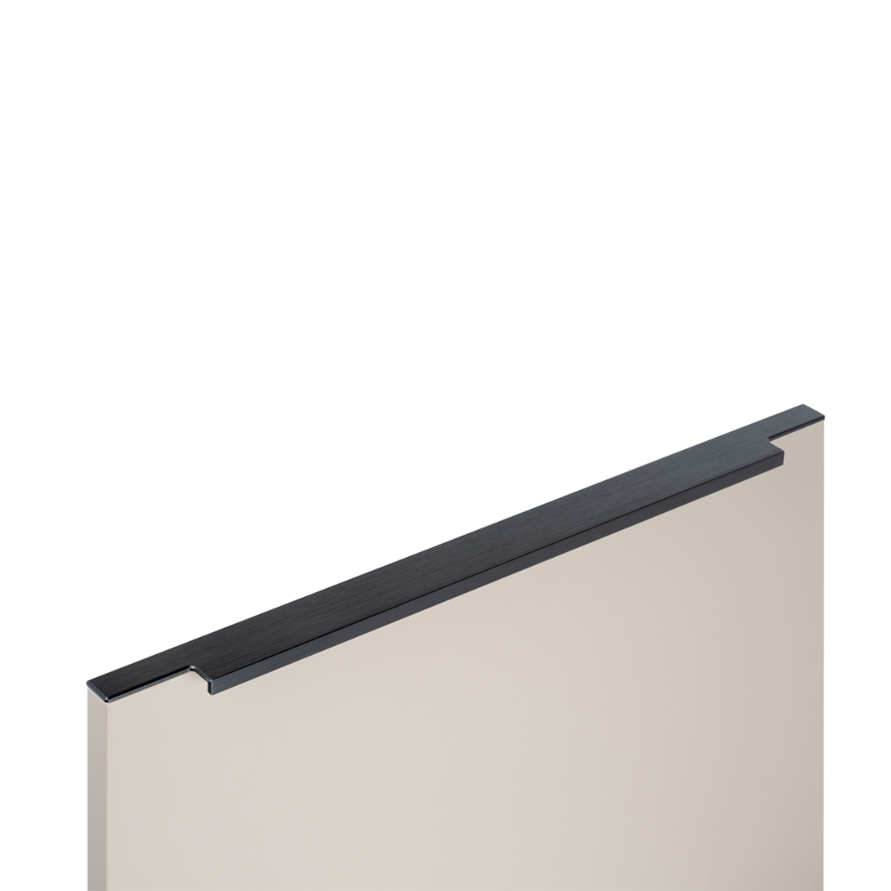 EFE0140597L30-2.jpg