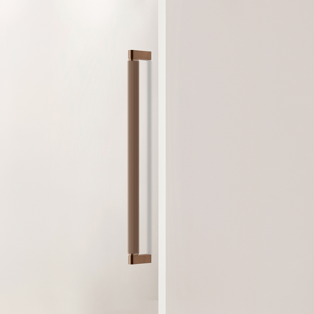 EFE0678448L619-2.jpg